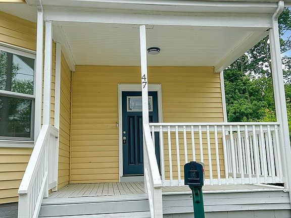 3rd image of 47 Grant Ave