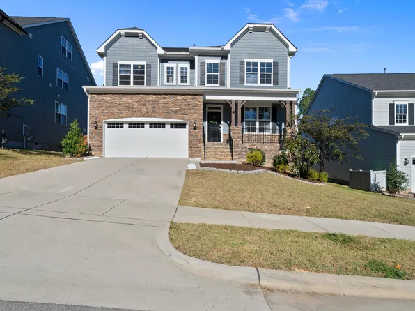 613 Pointe Grove Ln, Apex, NC 27523