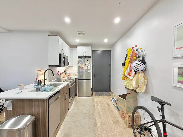 304 Water St #1R — Photo 10