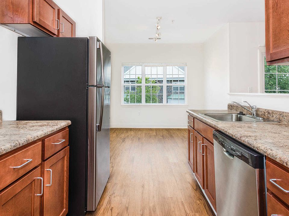 Kitchen with Dishwasher