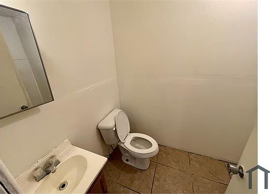 2nd image of 47931 Michigan St