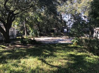 1106 Mount Batten Dr, Hanahan, SC 29410