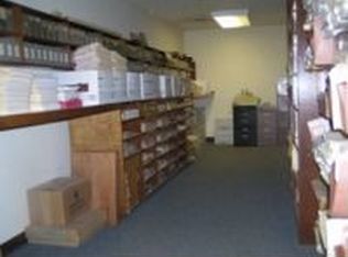 318 S Main St, Ottawa, KS 66067