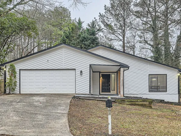 1040 Terramont Dr, Roswell, GA 30076