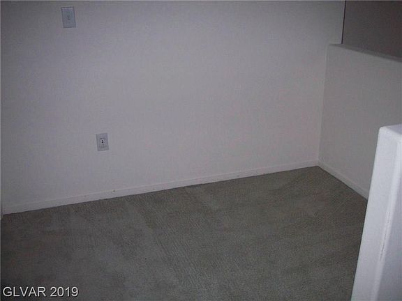 5th image of 7285 Twin Maples Ct #0