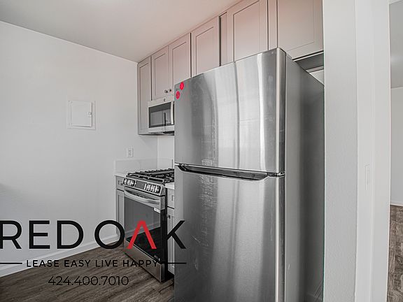 5th image of 1341 W 37th Pl #203