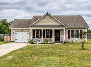 641 Hubert Blvd, Hubert, NC 28539