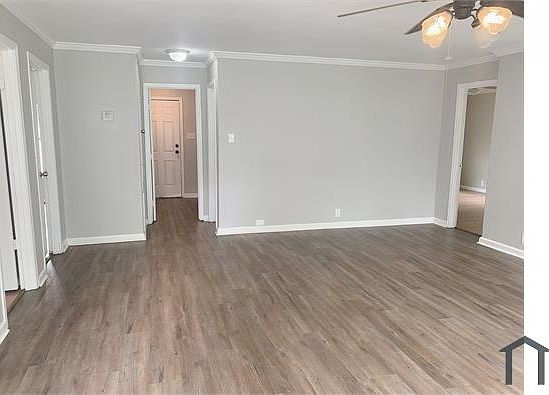 2nd image of 6810 Covington Dr