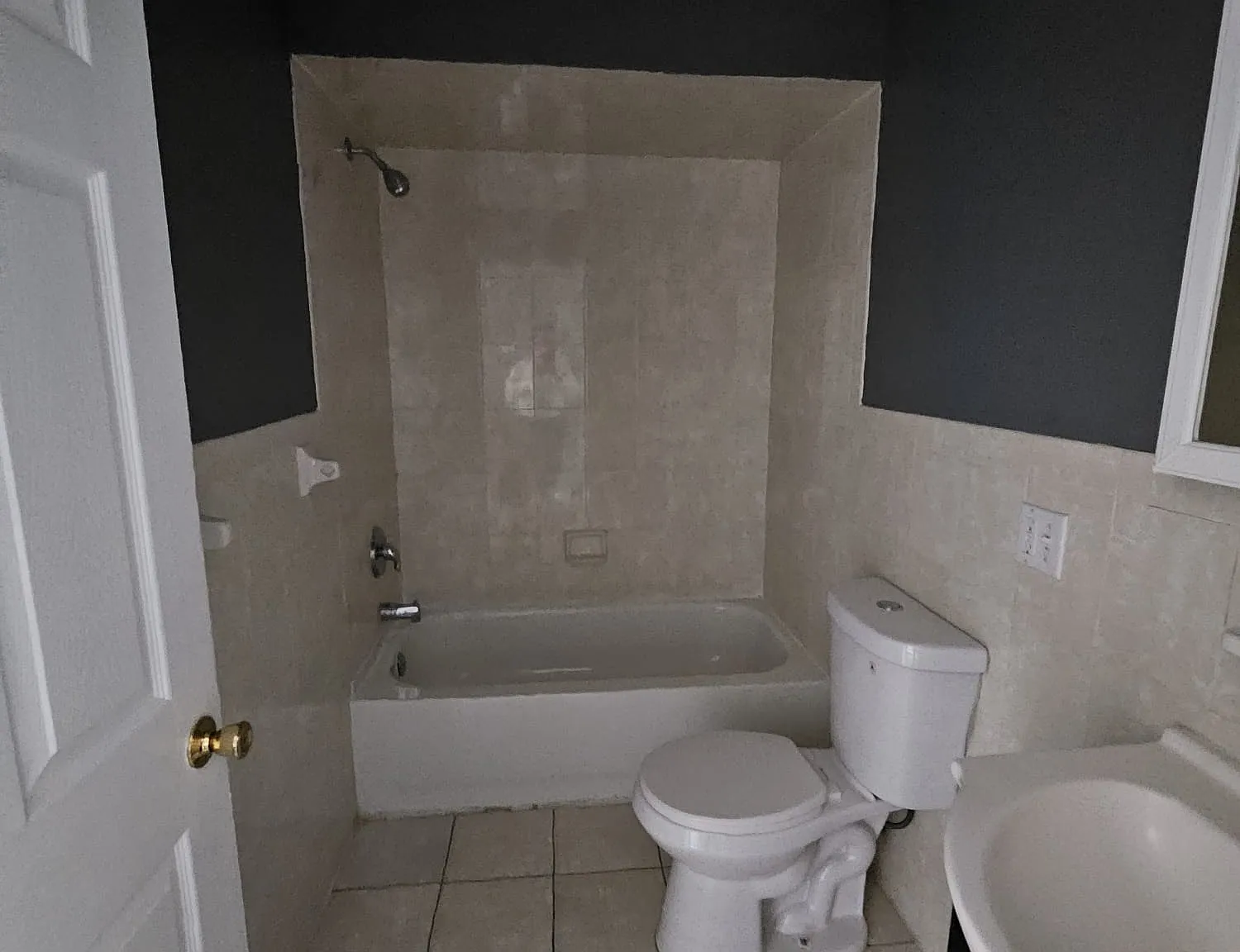 3 bed, $2,695 — Photo 3