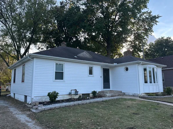 720 E Green St, Clinton, MO 64735