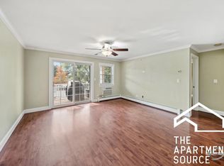 0S600 Old York Rd APT 201, Elmhurst, IL 60126