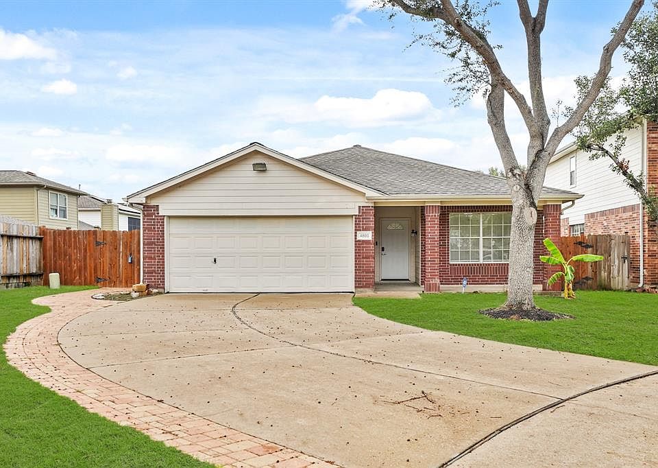 1st image of 4803 Russet Trail Court