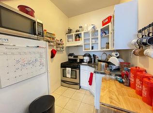 664 Eastern Pkwy APT 3, Brooklyn, NY 11213