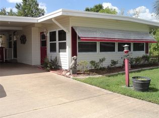 705 Buccaneer Blvd, Tavares, FL 32778
