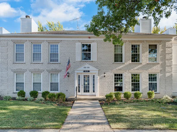 1160 Spring Garden Cir #60, Naperville, IL 60563