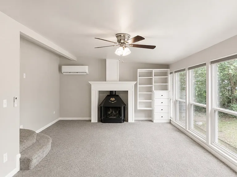 4713 N Harvey Pkwy — Photo 22