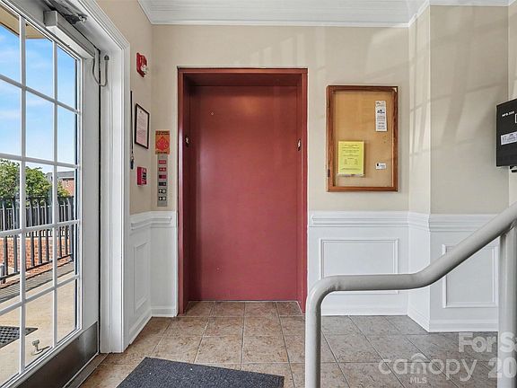 3rd image of 5431 Village Dr NW