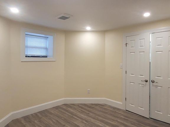 2nd image of 24 Brainerd Rd #5B