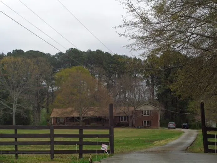 4190 Beaver Rd photo 1