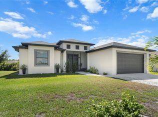 3713 25th St SW, Lehigh Acres, FL 33976