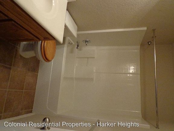 2nd image of 3607 Lorena Dr