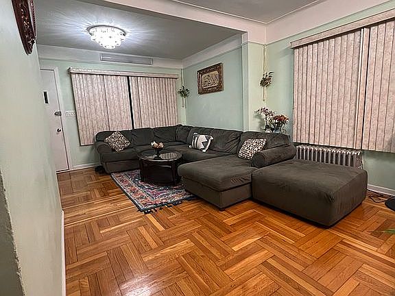 5th image of 1113 Underhill Ave