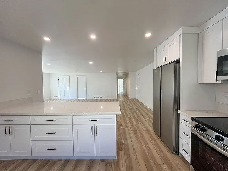 315 NE 148th Ave — Photo 30