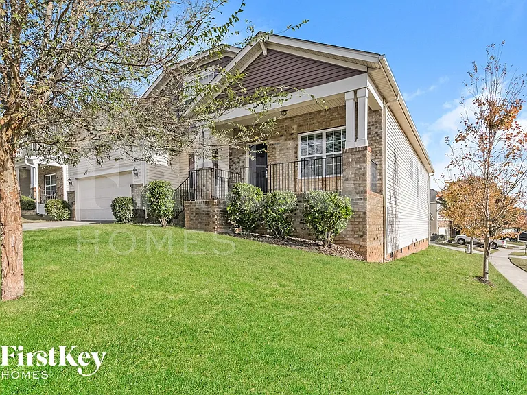 2000 Yellow Daisy Dr — Photo 2