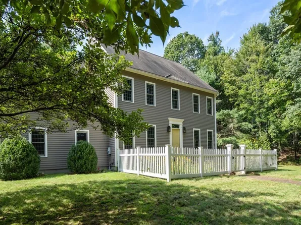 65 Kendall Hill Rd, Sterling, MA 01564