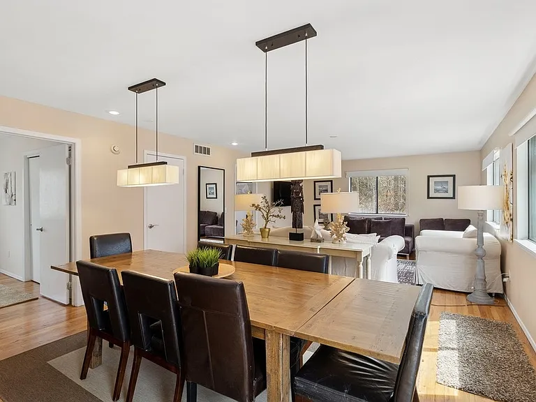 6 Whites Ln — Photo 4