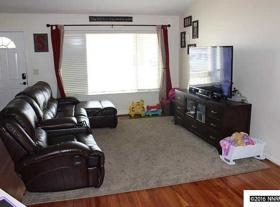 4th image of 5091 Jacobsen Dr