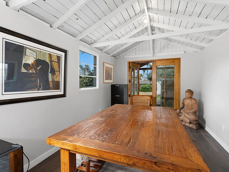 215 N Rios Ave — Photo 6