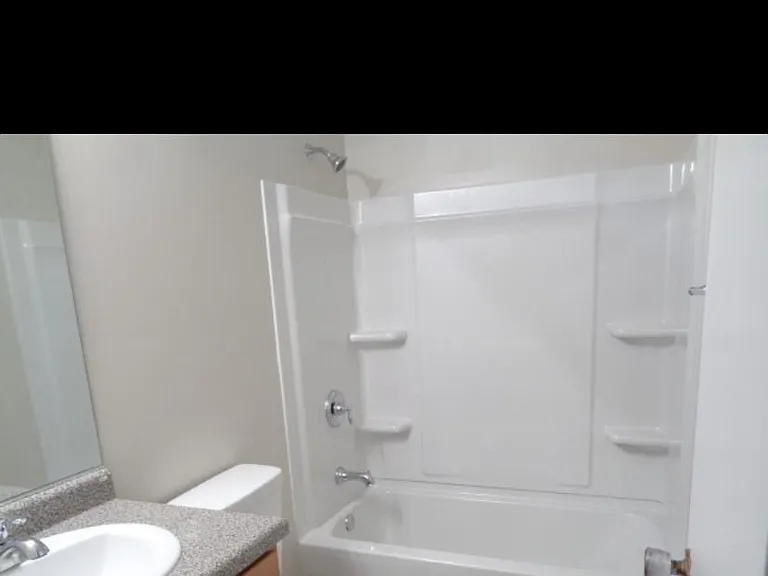 112 W Prospect Ave — Photo 5