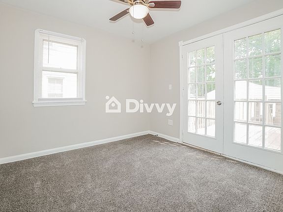 4th image of 3333 Lincoln Ave