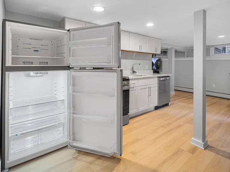 104 Harvard Pl — Photo 266