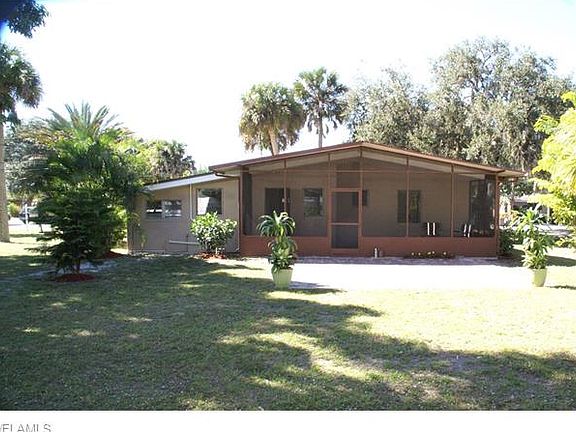 4th image of 27281 Shriver Ave