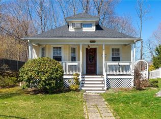 25 High St, Pascoag, RI 02859