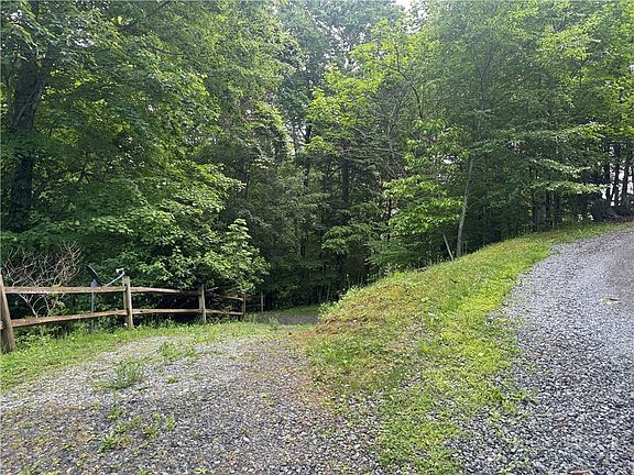 3rd image of Lot 24 Larkspur Trail