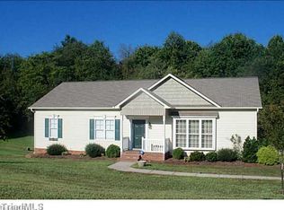 125 Fosstoral Rd, King, NC 27021