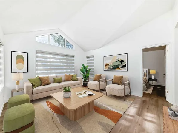 50 Del Monica Vlg NE, Calgary, AB T1Y 6Z5