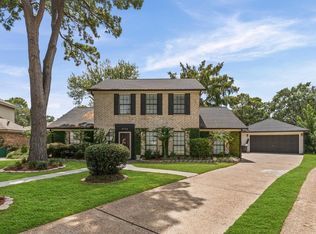 4734 Bicentennial Ct, Houston, TX 77066