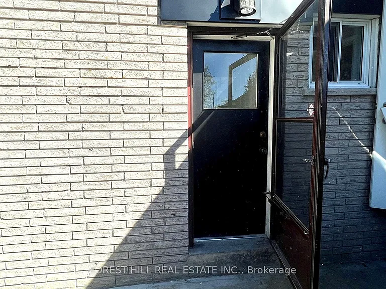18 Boulding Dr #LOWER — Photo 16