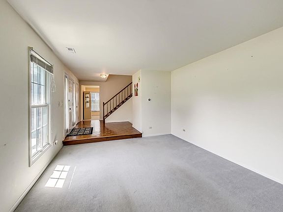5th image of 1216 W Meade Ln