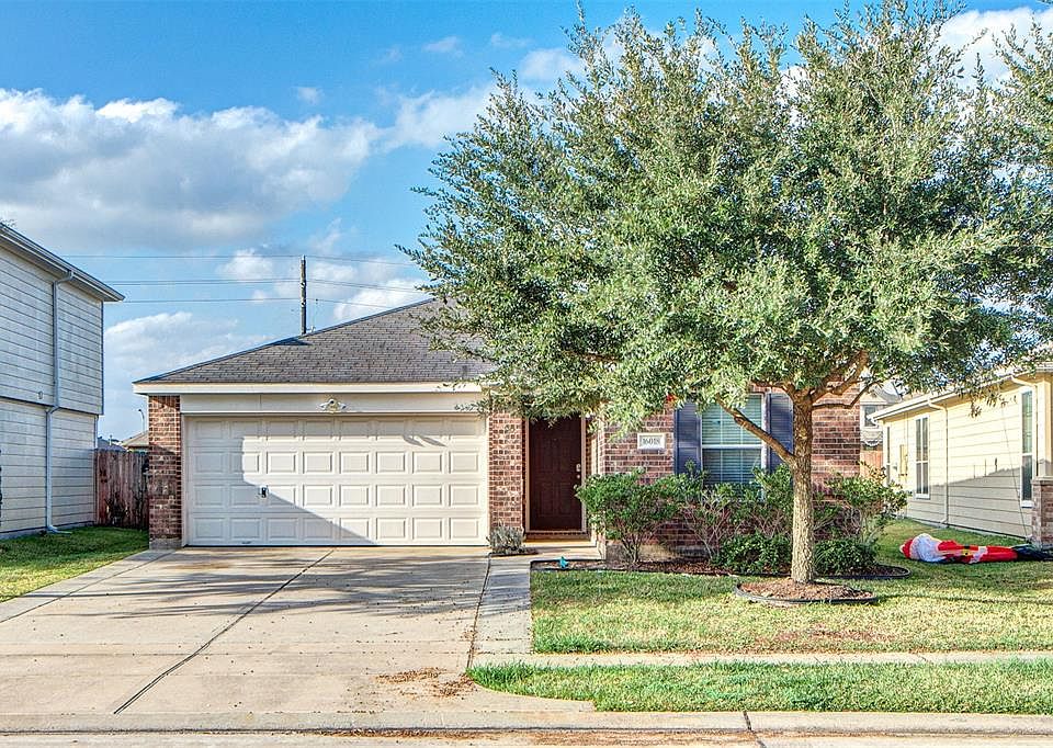 1st image of 16018 Arapaho Bend Ln