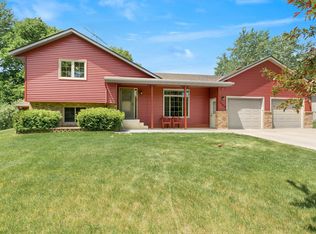 1669 Wildwood Rd, Saint Cloud, MN 56303