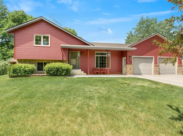 1669 Wildwood Rd, Saint Cloud, MN 56303