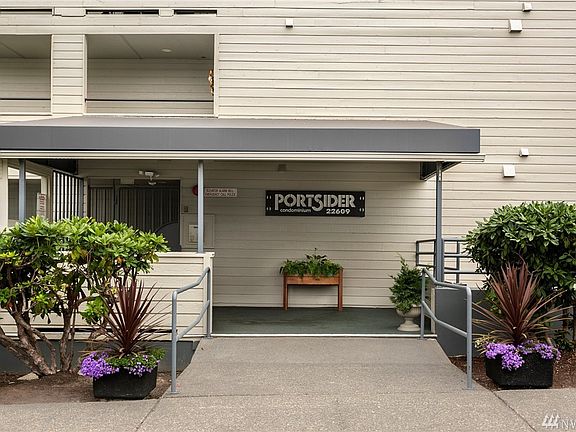 3rd image of 22609 6th Ave S APT 302