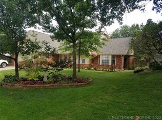7524 E 64th St, Tulsa, OK 74133