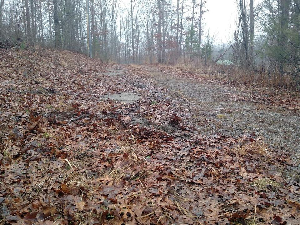 2nd image of 545 Trimmer Ln