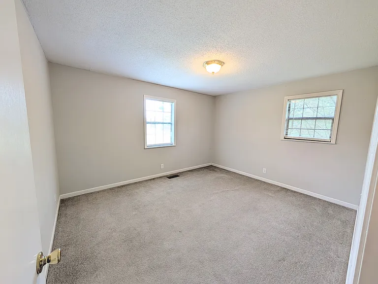 8209 County Road 1082 — Photo 11
